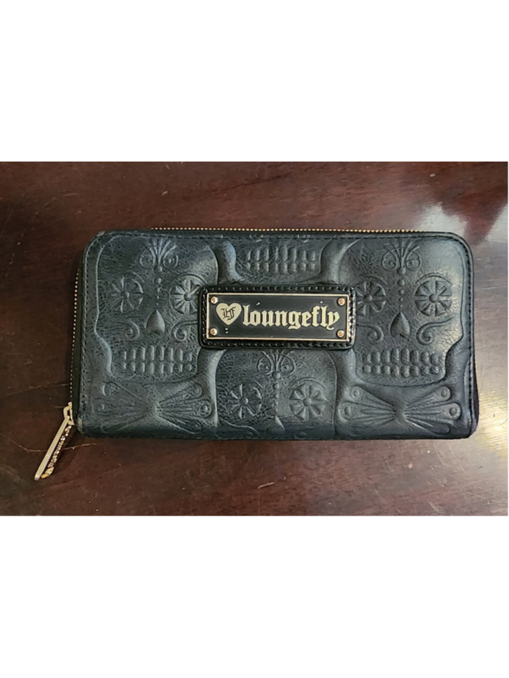 Loungefly ❤️ Logo Skull Long Wallet